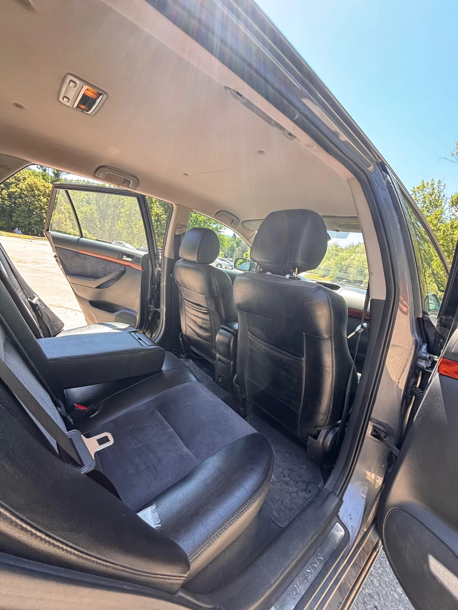 Toyota Avensis, снимка 12 - Автомобили и джипове - 55499224