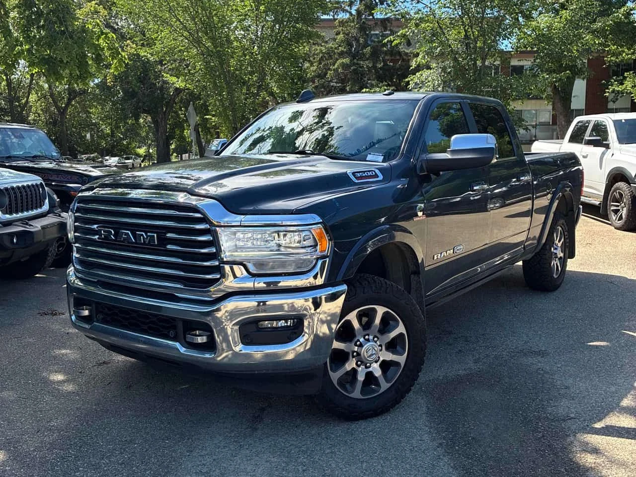 Dodge RAM 3500 Laramie Longhorn| | 360| | ОБДУХ| | ПАНО| | HUD