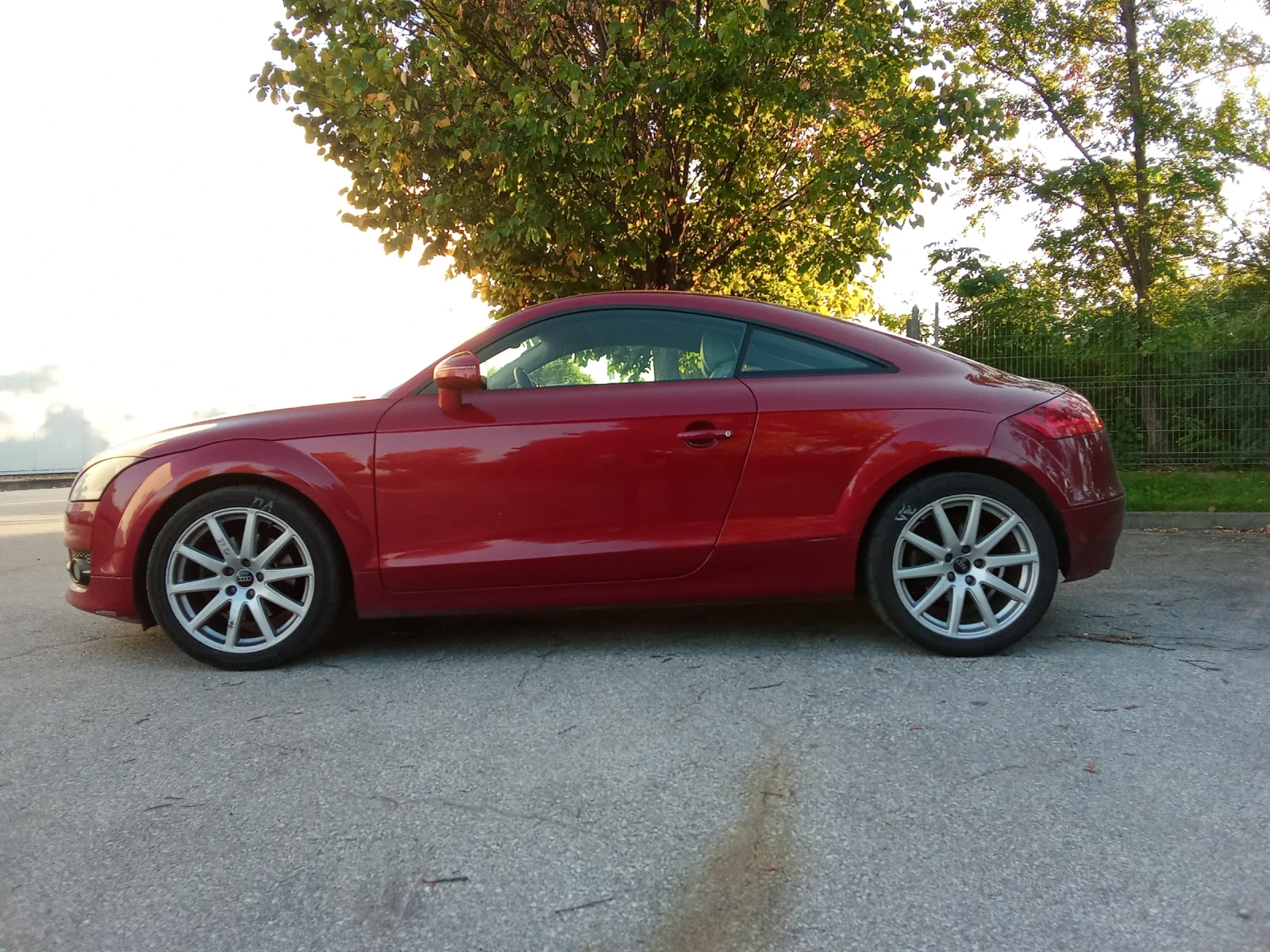 Audi Tt 2.0 TFSI, снимка 9 - Автомобили и джипове - 56247020