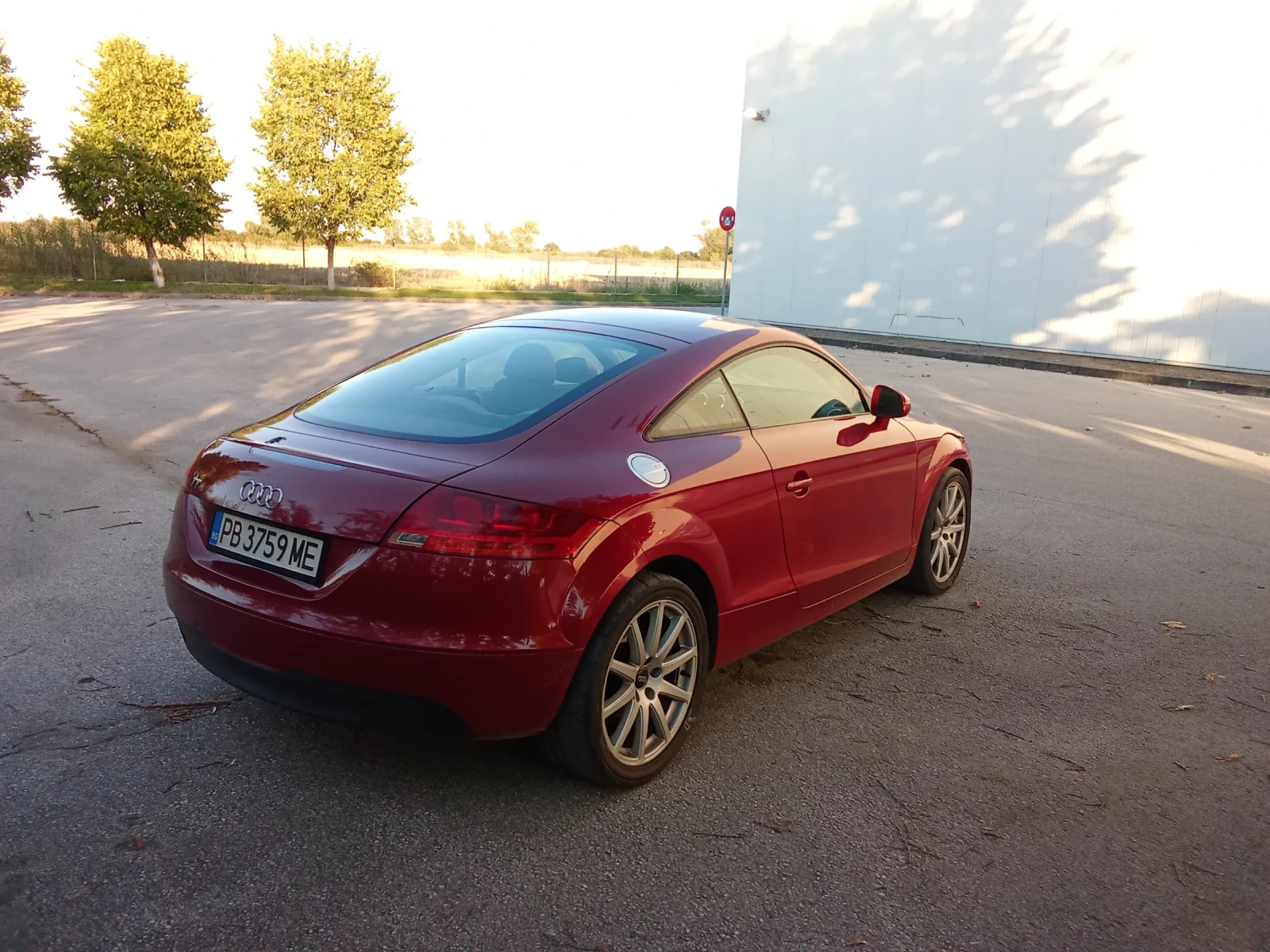 Audi Tt 2.0 TFSI, снимка 5 - Автомобили и джипове - 56247020