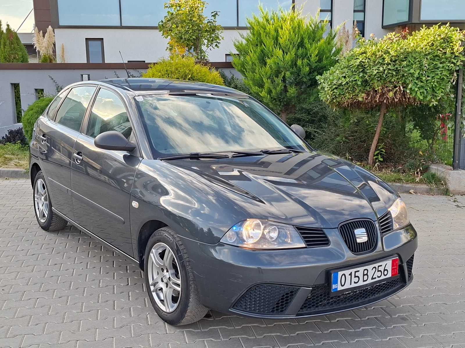 Seat Ibiza 1.2i* (64��)* FR* FACELIFT* ��� ����*  | Mobile.bg � ����������� 11