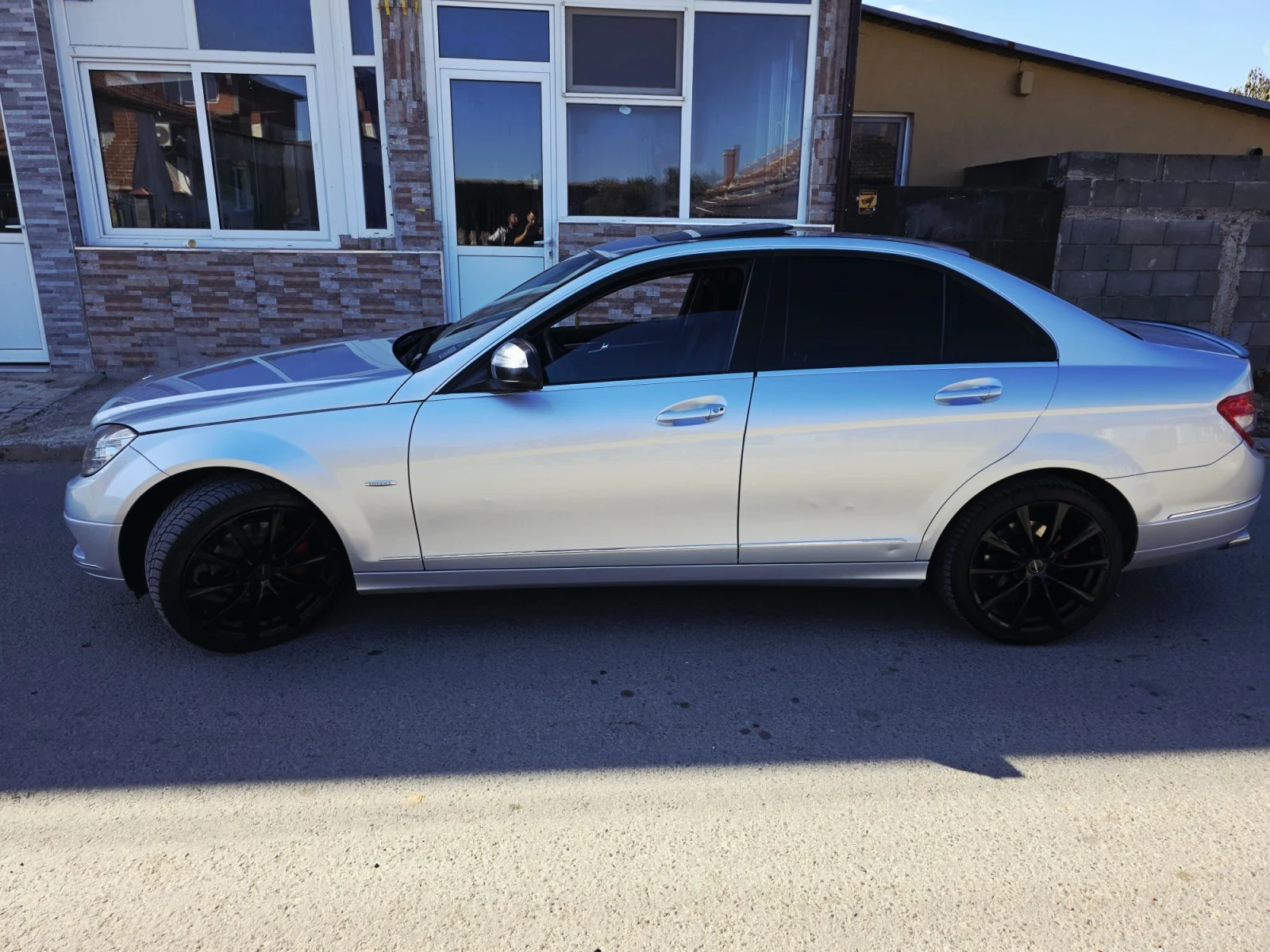 Mercedes-Benz C 180, снимка 3 - Автомобили и джипове - 56448815