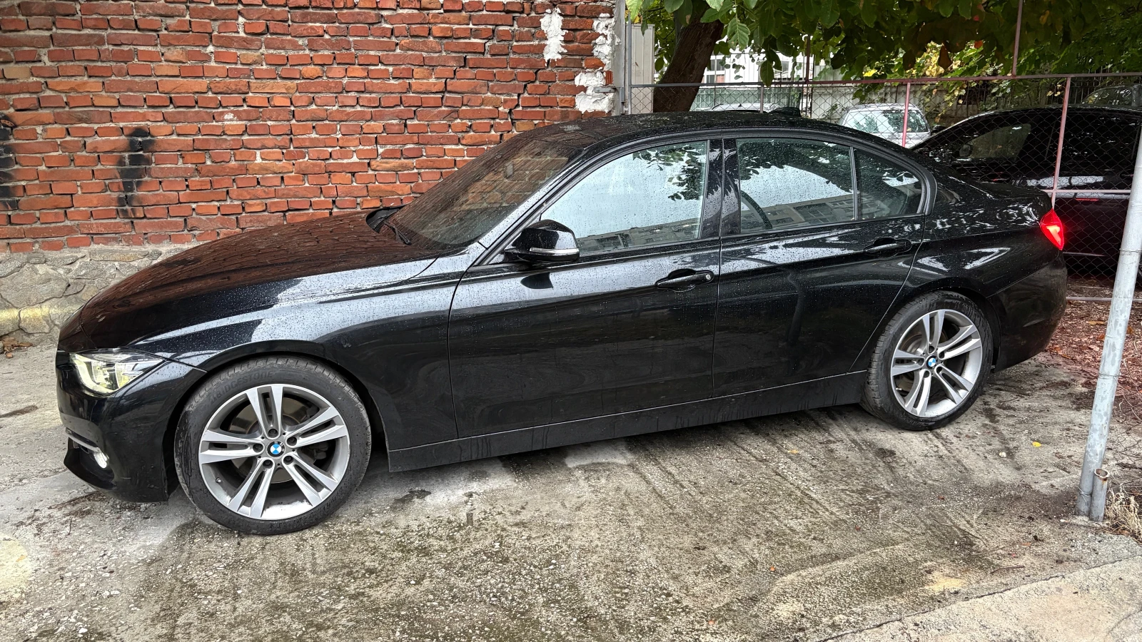 BMW 330 d lci Sport LED SAT DISTR NBT RWD
