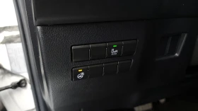 Lexus NX 300h* ЛЮК* ПОДГРЕВ ВОЛАН* BLIND SPOT* КРАЙНА ЦЕНА, снимка 16