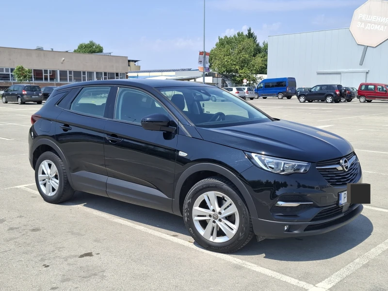 Opel Grandland X, снимка 2 - Автомобили и джипове - 52340327
