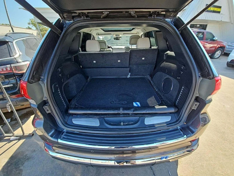 Jeep Grand cherokee Distronic* Обдух* Пано* Harman Kardon* Фул екстри, снимка 12 - Автомобили и джипове - 52317820