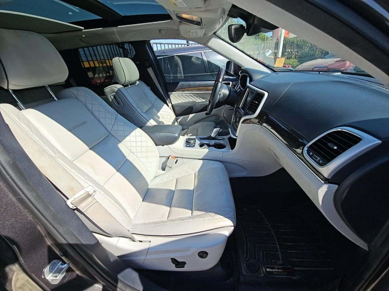 Jeep Grand cherokee Distronic* Обдух* Пано* Harman Kardon* Фул екстри, снимка 15 - Автомобили и джипове - 52317820