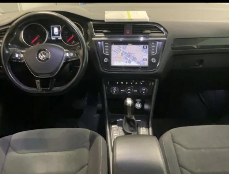 VW Tiguan 2.0 TDI ОЧАКВАН ВНОС , снимка 7 - Автомобили и джипове - 52725825