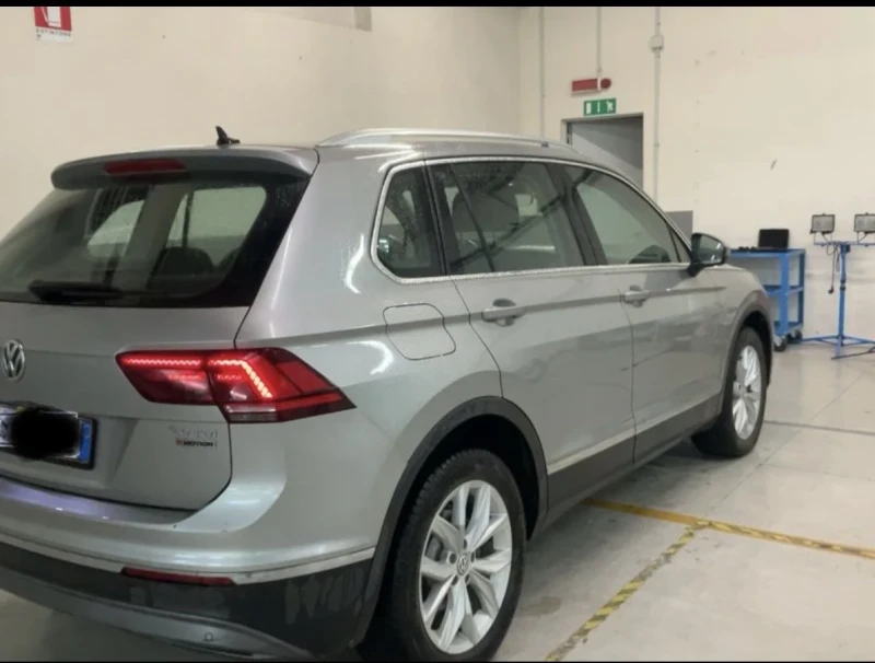 VW Tiguan 2.0 TDI ОЧАКВАН ВНОС , снимка 6 - Автомобили и джипове - 52725825