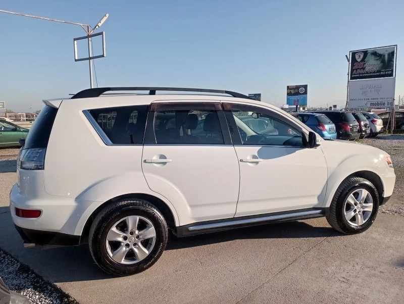Mitsubishi Outlander 2.2, 156кс, 7 места, 4х4 , снимка 6 - Автомобили и джипове - 52774192