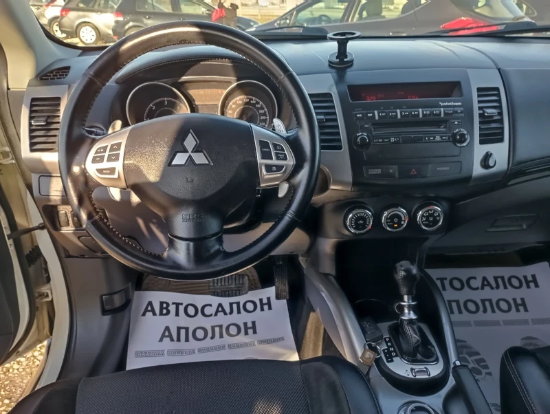 Mitsubishi Outlander 2.2, 156кс, 7 места, 4х4 , снимка 12 - Автомобили и джипове - 52774192