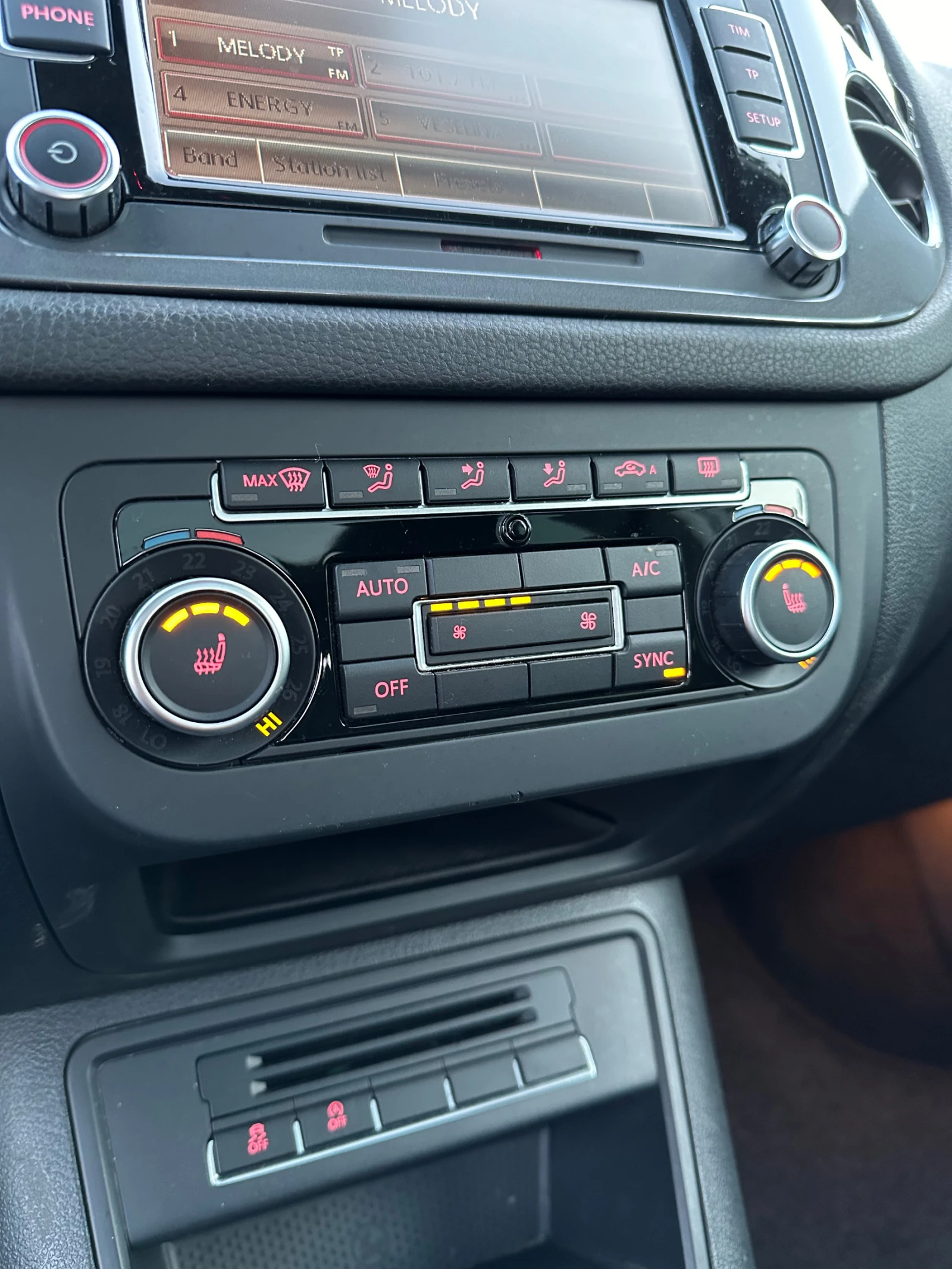 VW Tiguan 2.0TDI* НАВИ* ПАНОРАМА | Mobile.bg — изображение 15