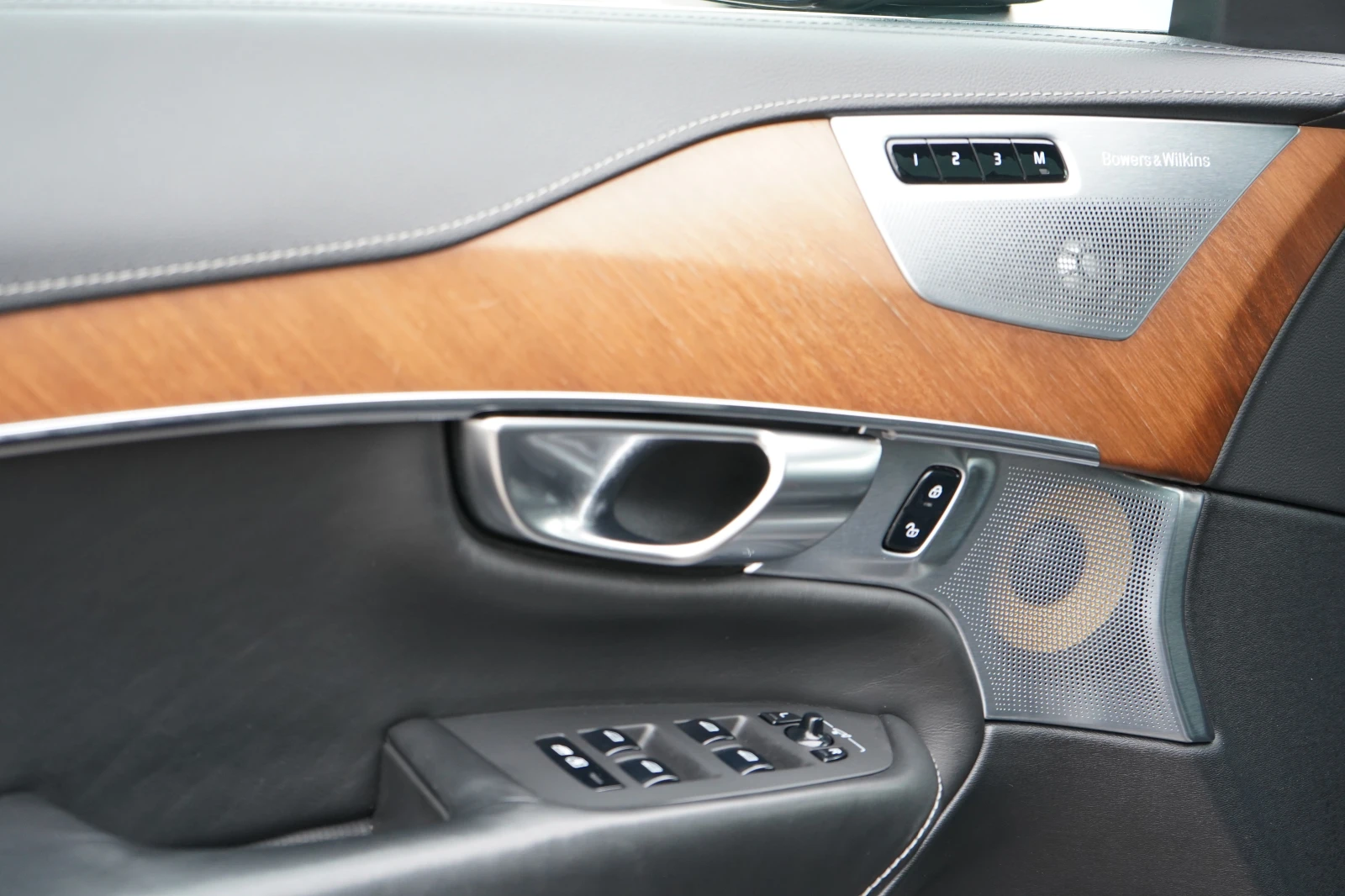 Volvo Xc90 EXELLENCE* PLUG IN HYBRID* B&W* EXCLUSIVE* PANO - изображение 7