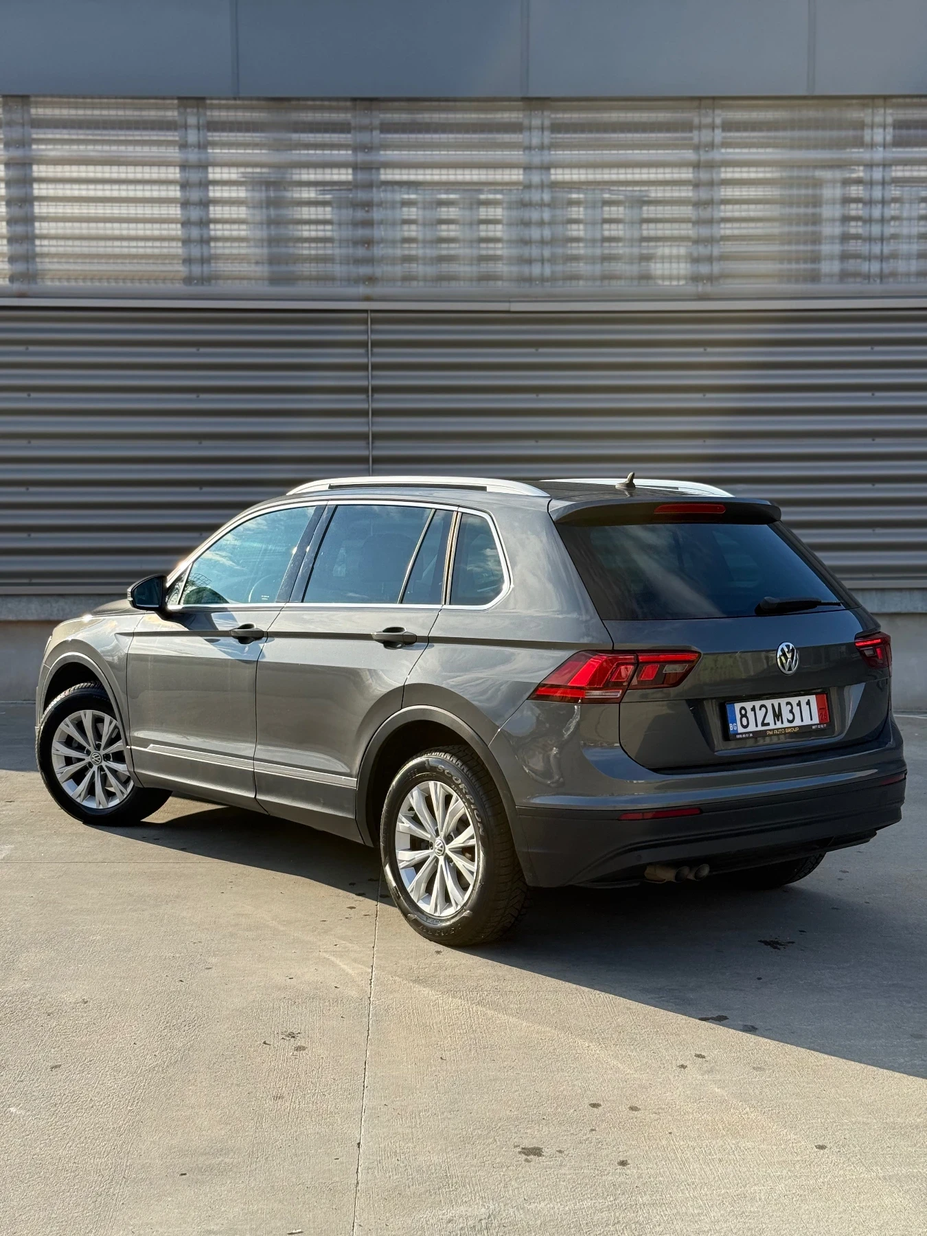 VW Tiguan 2.0 TDI 4 motion Avtomat, снимка 6 - Автомобили и джипове - 52852858