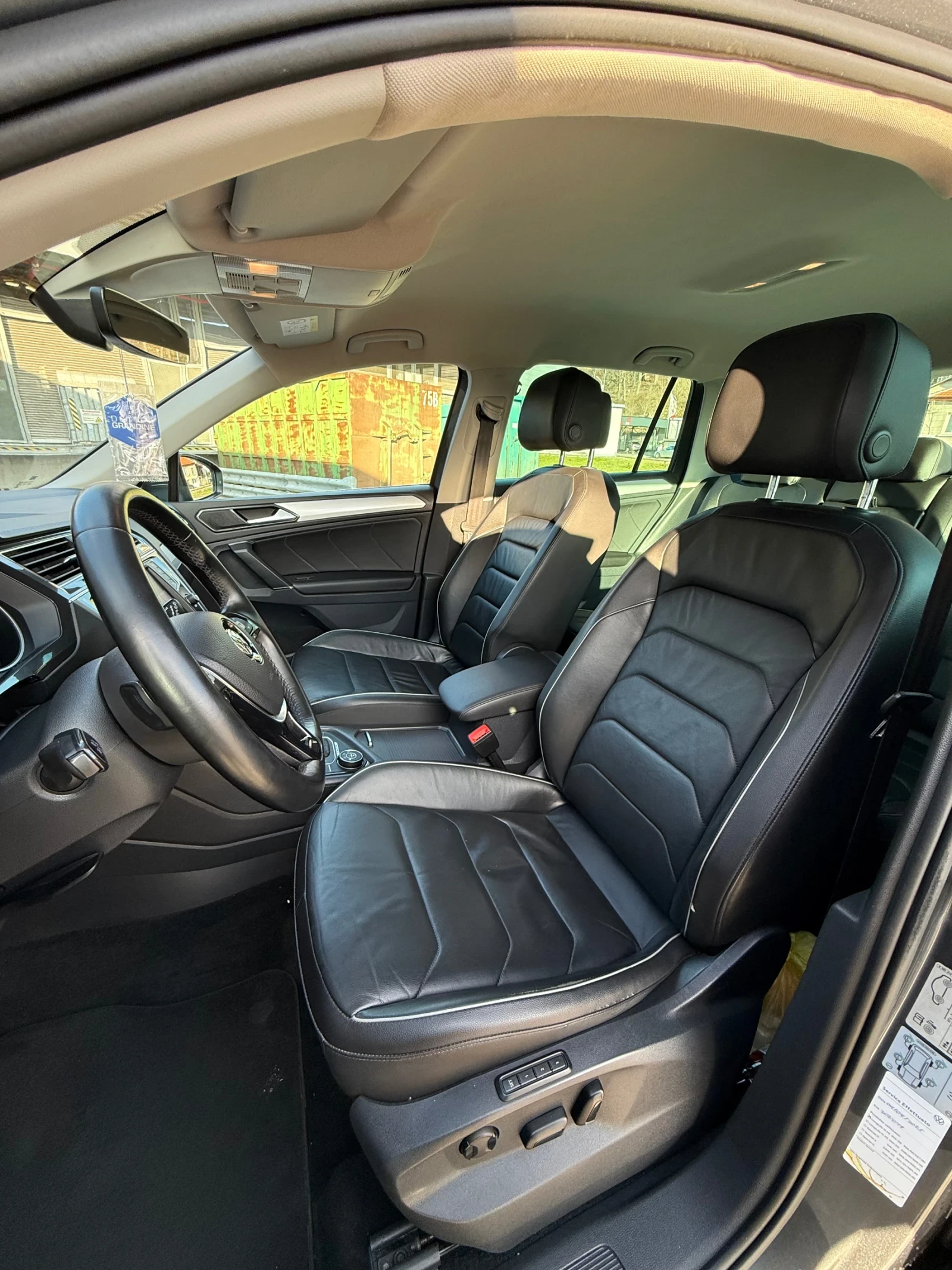 VW Tiguan 2.0 TDI 4 motion Avtomat, снимка 8 - Автомобили и джипове - 52852858