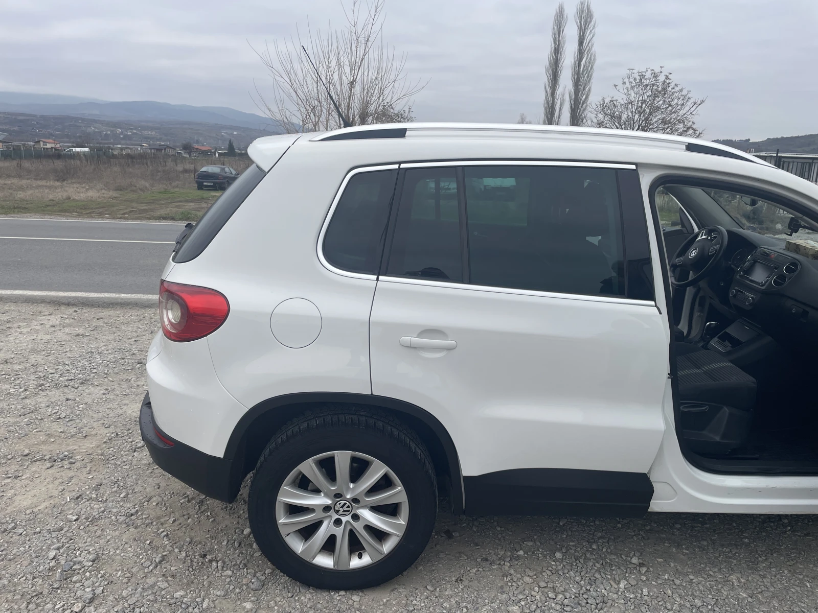 VW Tiguan 2.0 TDI /4Motion/Park-assist/Off-road - изображение 7