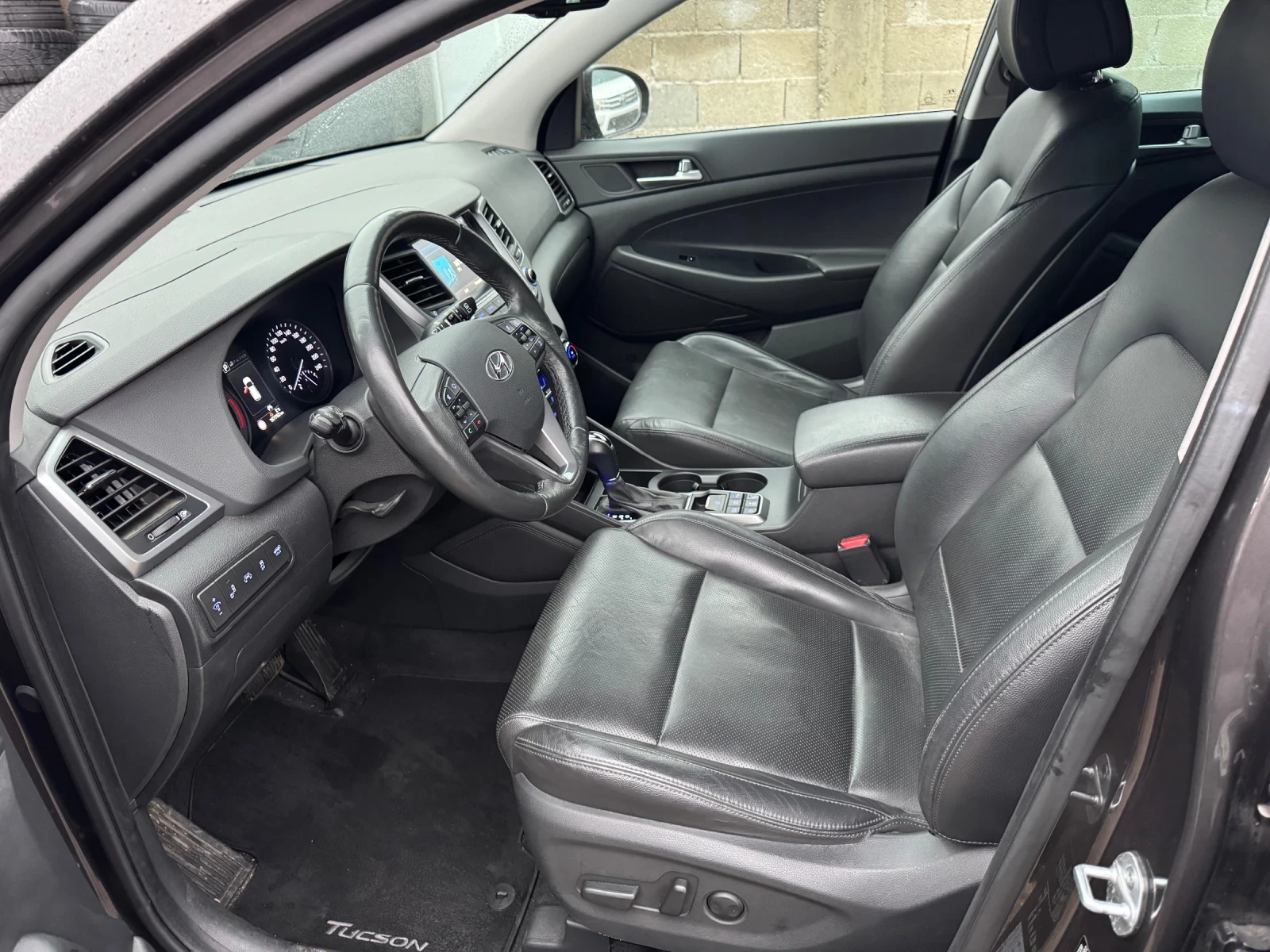 Hyundai Tucson 2.0CRDI* AWD* FULL MAX - изображение 10