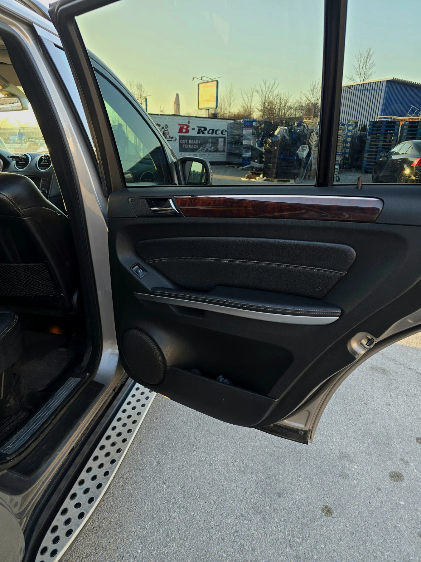 Mercedes-Benz GL 320 320CDI, снимка 10 - Автомобили и джипове - 53840302