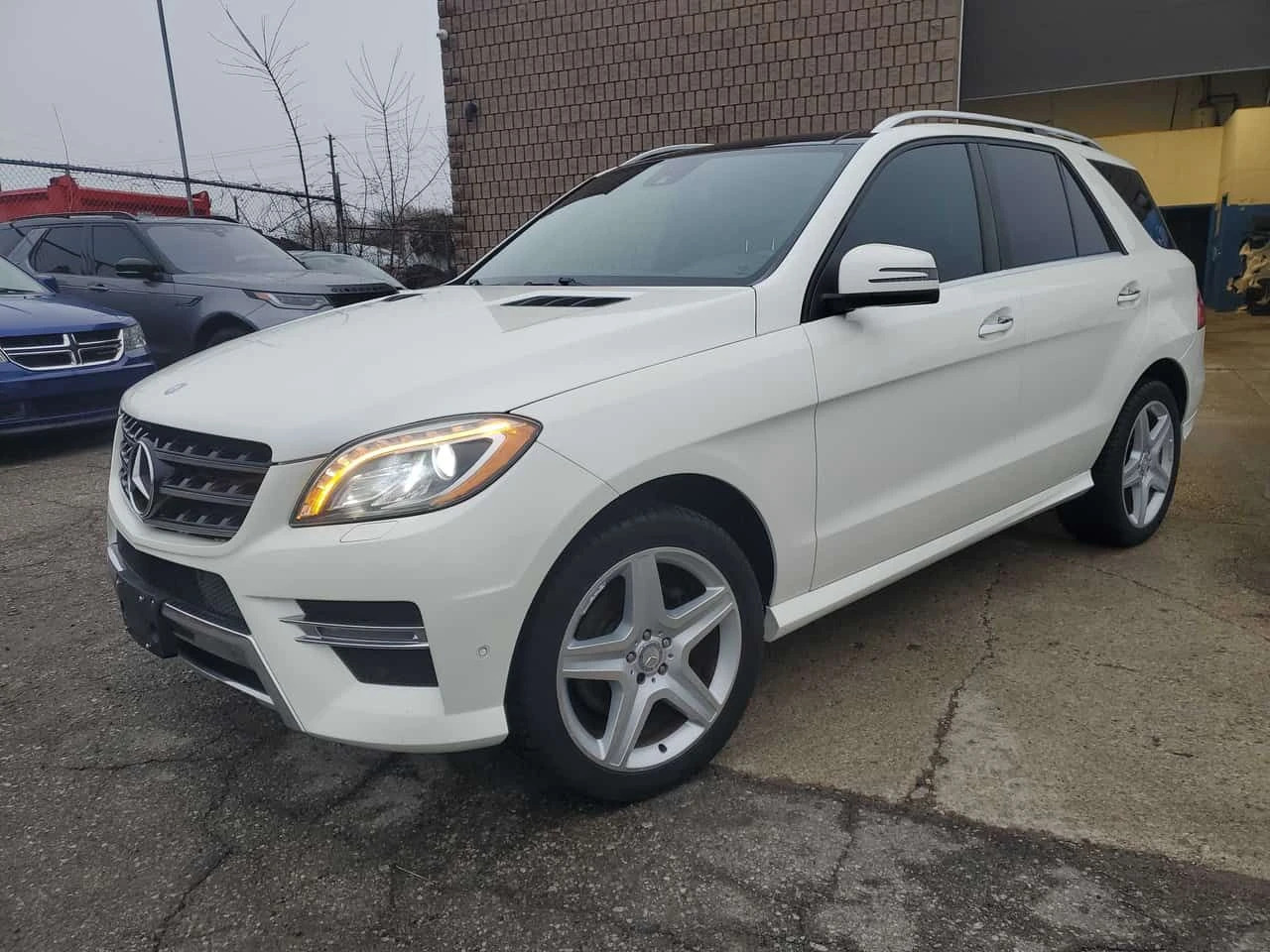 Mercedes-Benz ML 350 * 4MATIC BlueTEC * ПАНОРАМА* ПОДГРЕВИ* 