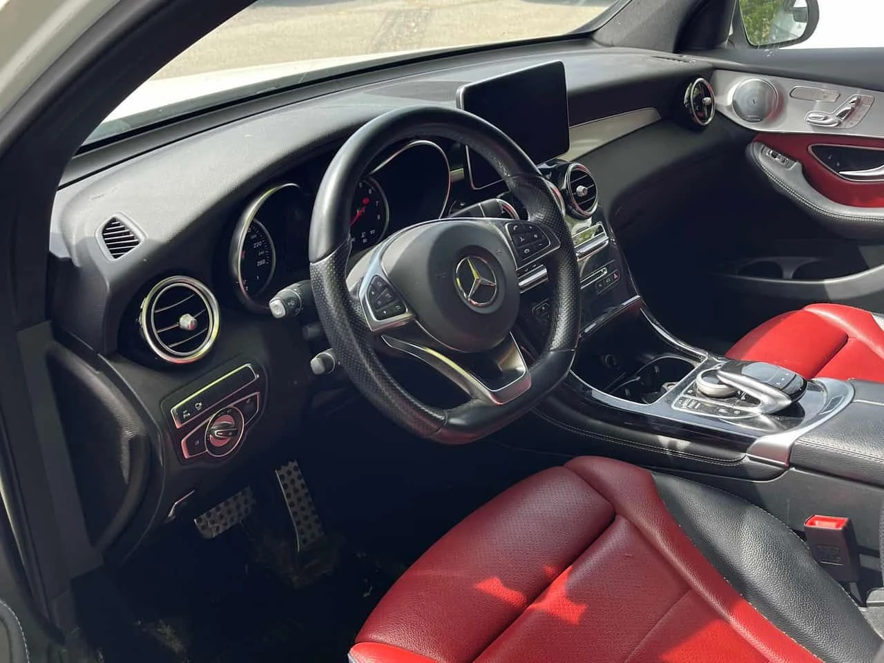 Mercedes-Benz GLC 300 COUPE/360/BURMESTER/ШИБИДАХ, снимка 7 - Автомобили и джипове - 54655849