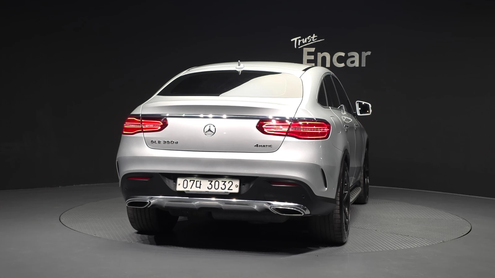 Mercedes-Benz GLE 350 GLE350 d 4MATIC Coupe | 360  Камера | Памет | Пано, снимка 4 - Автомобили и джипове - 54946815