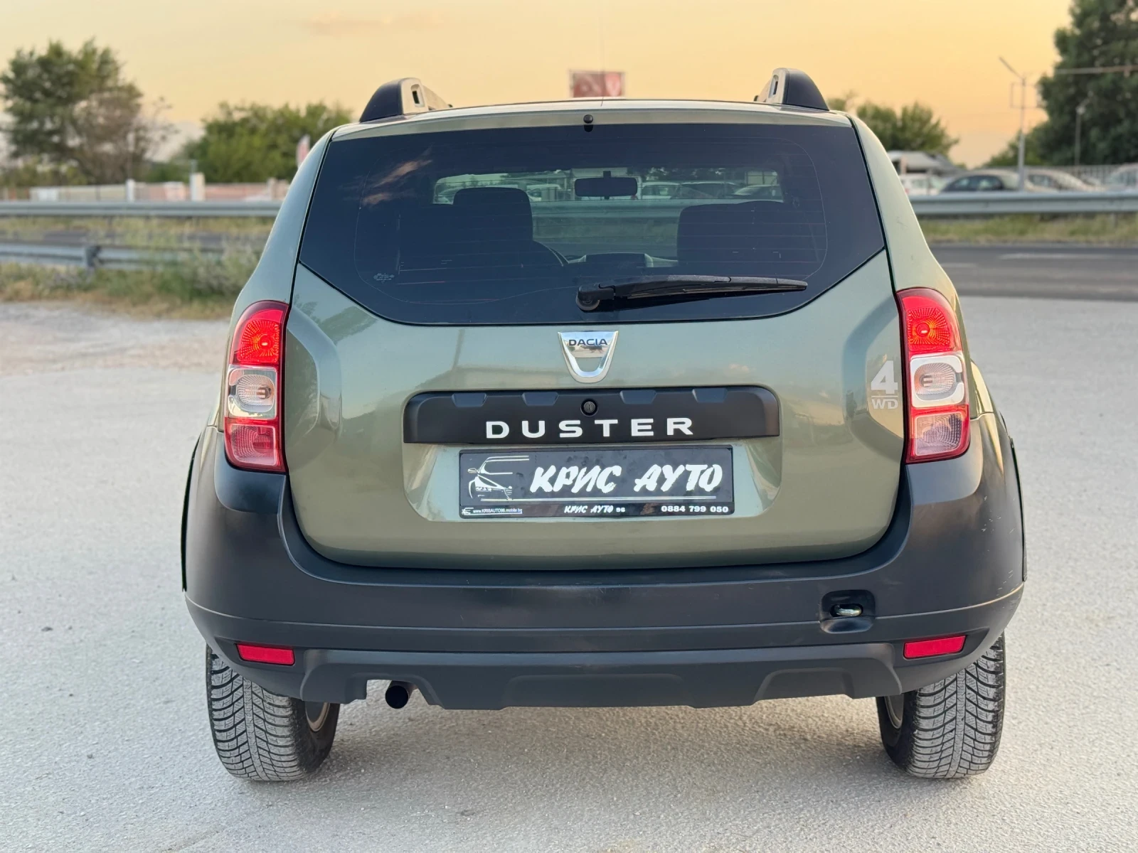 Dacia Duster 1.5 DCI* 4х4* ИТАЛИЯ* , снимка 4 - Автомобили и джипове - 55114345