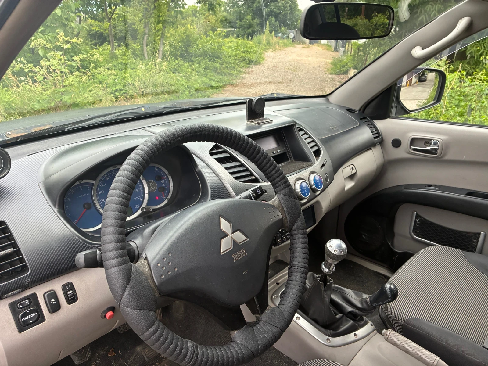 Mitsubishi L200 Common Rail, снимка 7 - Автомобили и джипове - 55216700