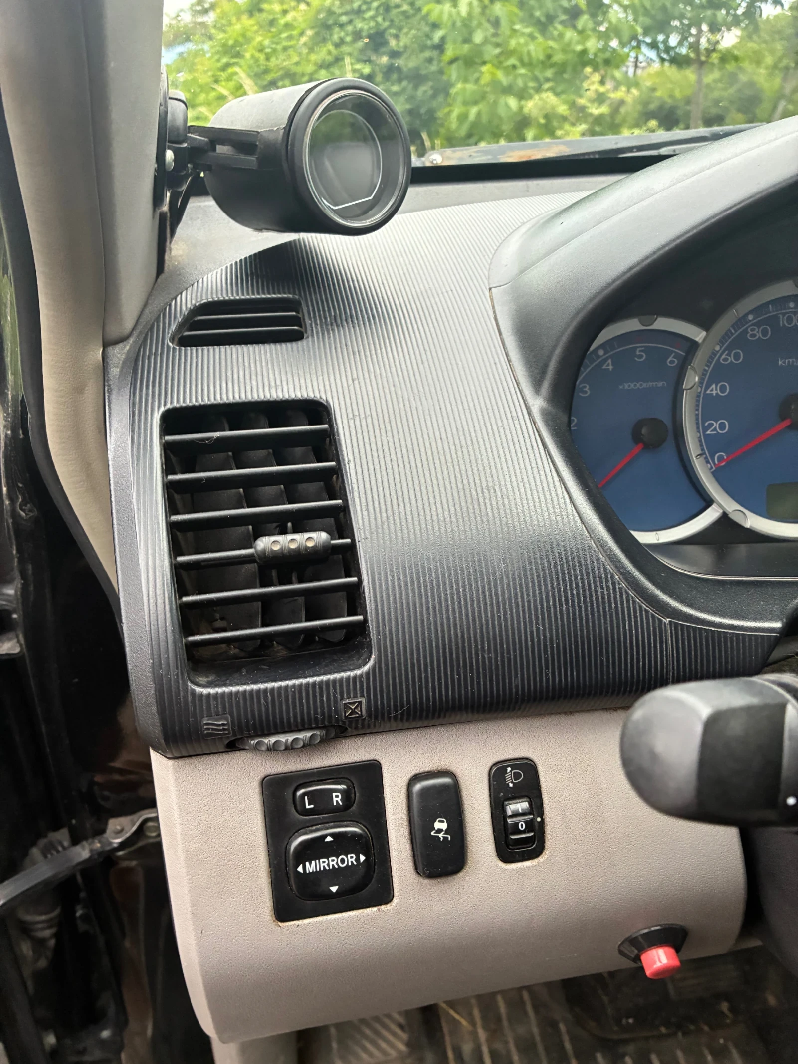 Mitsubishi L200 Common Rail, снимка 8 - Автомобили и джипове - 55216700