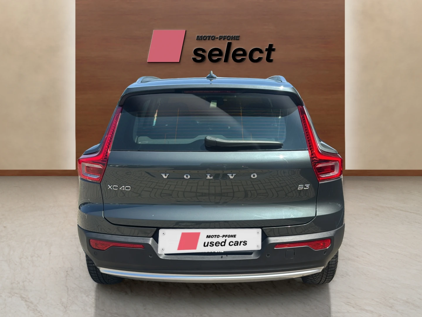 Volvo XC40 2.0L B3, снимка 4 - Автомобили и джипове - 55793137