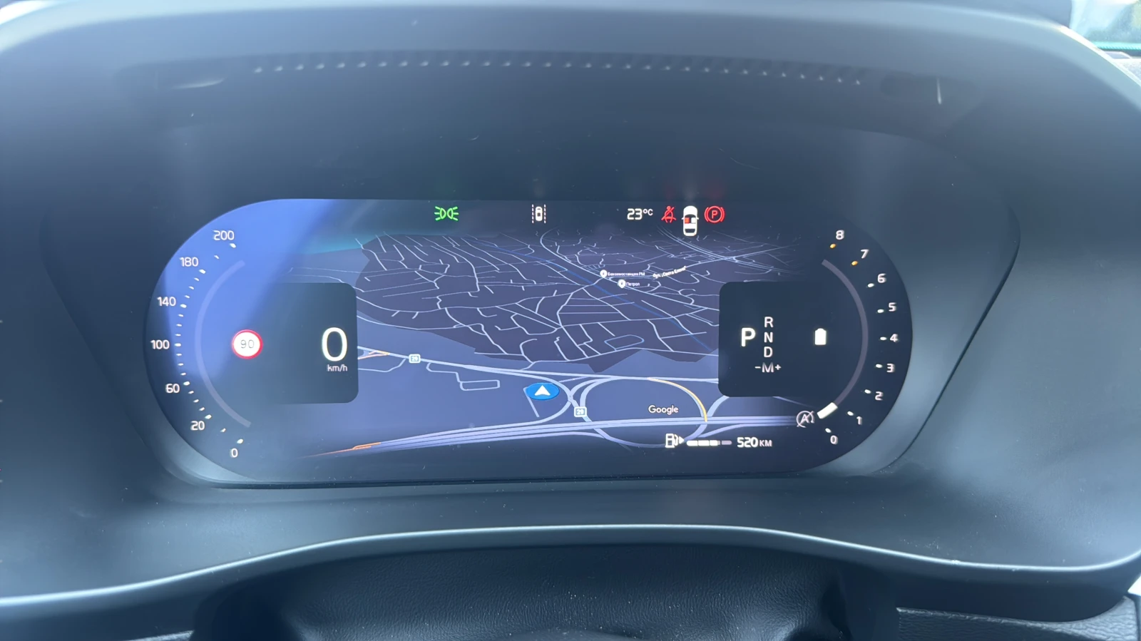 Volvo XC40 2.0L B3, снимка 13 - Автомобили и джипове - 55793137
