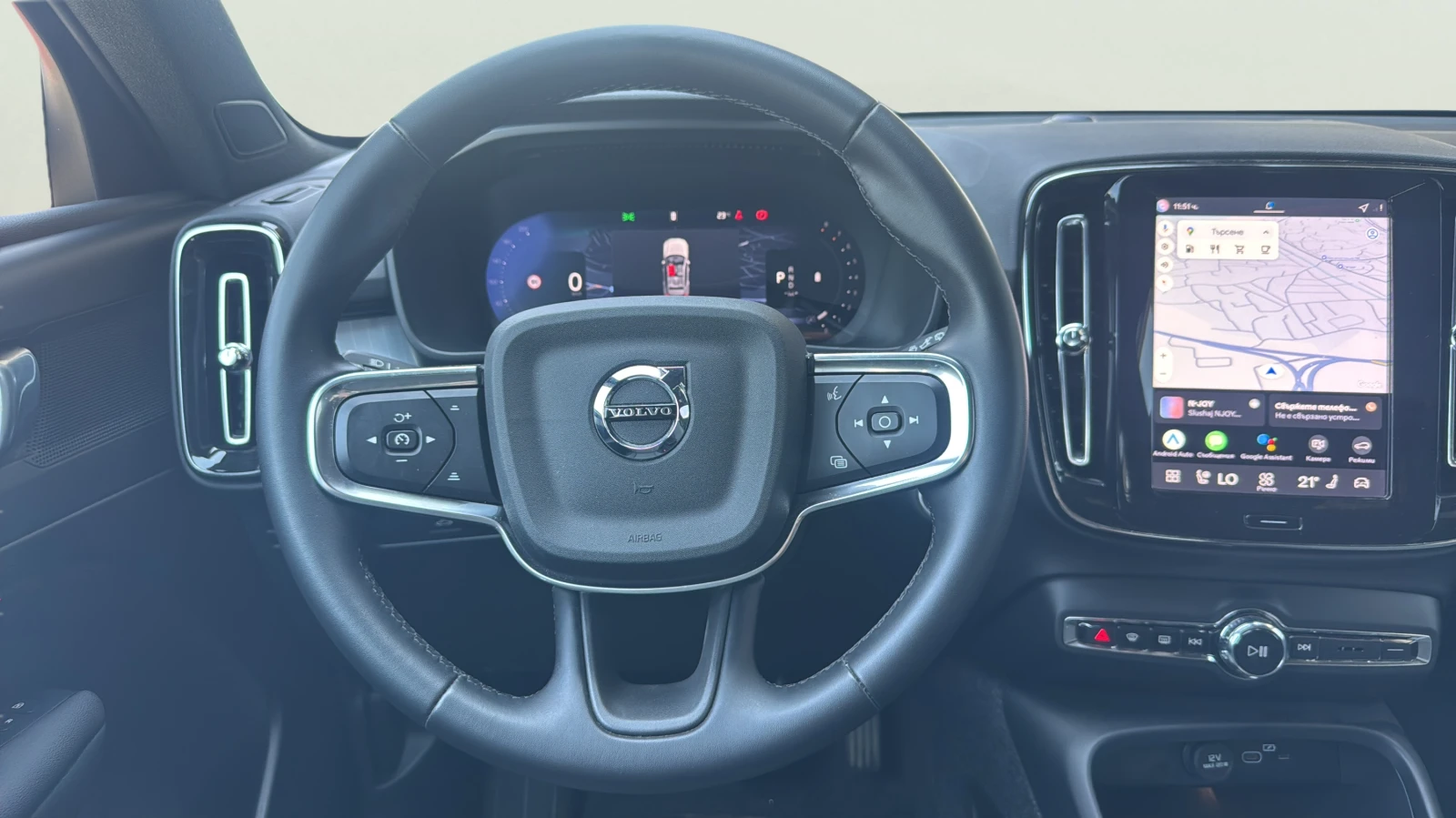 Volvo XC40 2.0L B3, снимка 12 - Автомобили и джипове - 55793137
