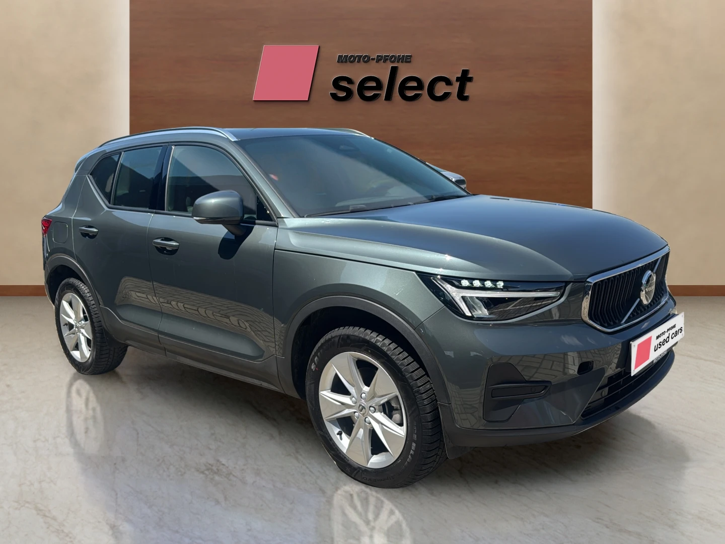 Volvo XC40 2.0L B3, снимка 7 - Автомобили и джипове - 55793137