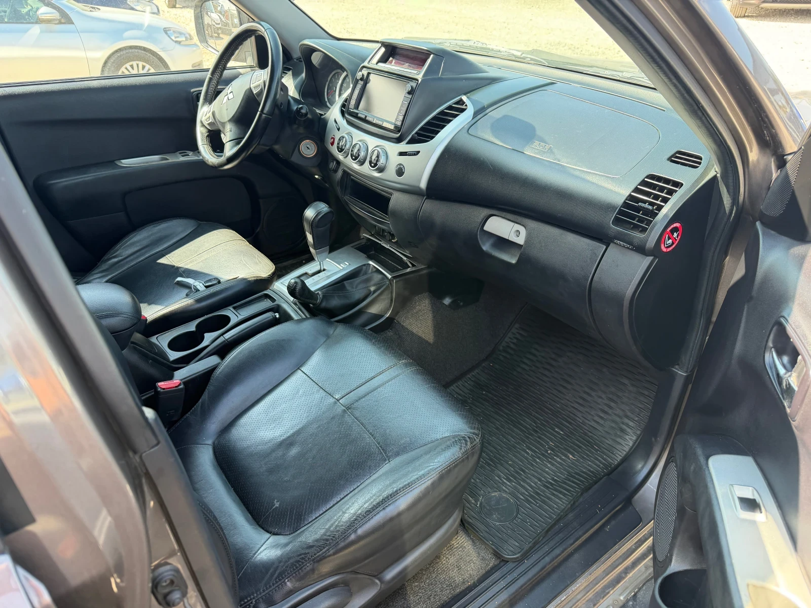 Mitsubishi L200 2.5/178�� ���������, ���� | Mobile.bg � ����������� 8