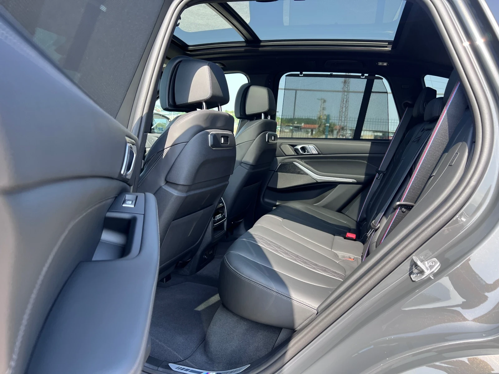 BMW X5 50e* X-Drive* M Sport Pro* , снимка 11 - Автомобили и джипове - 56120412