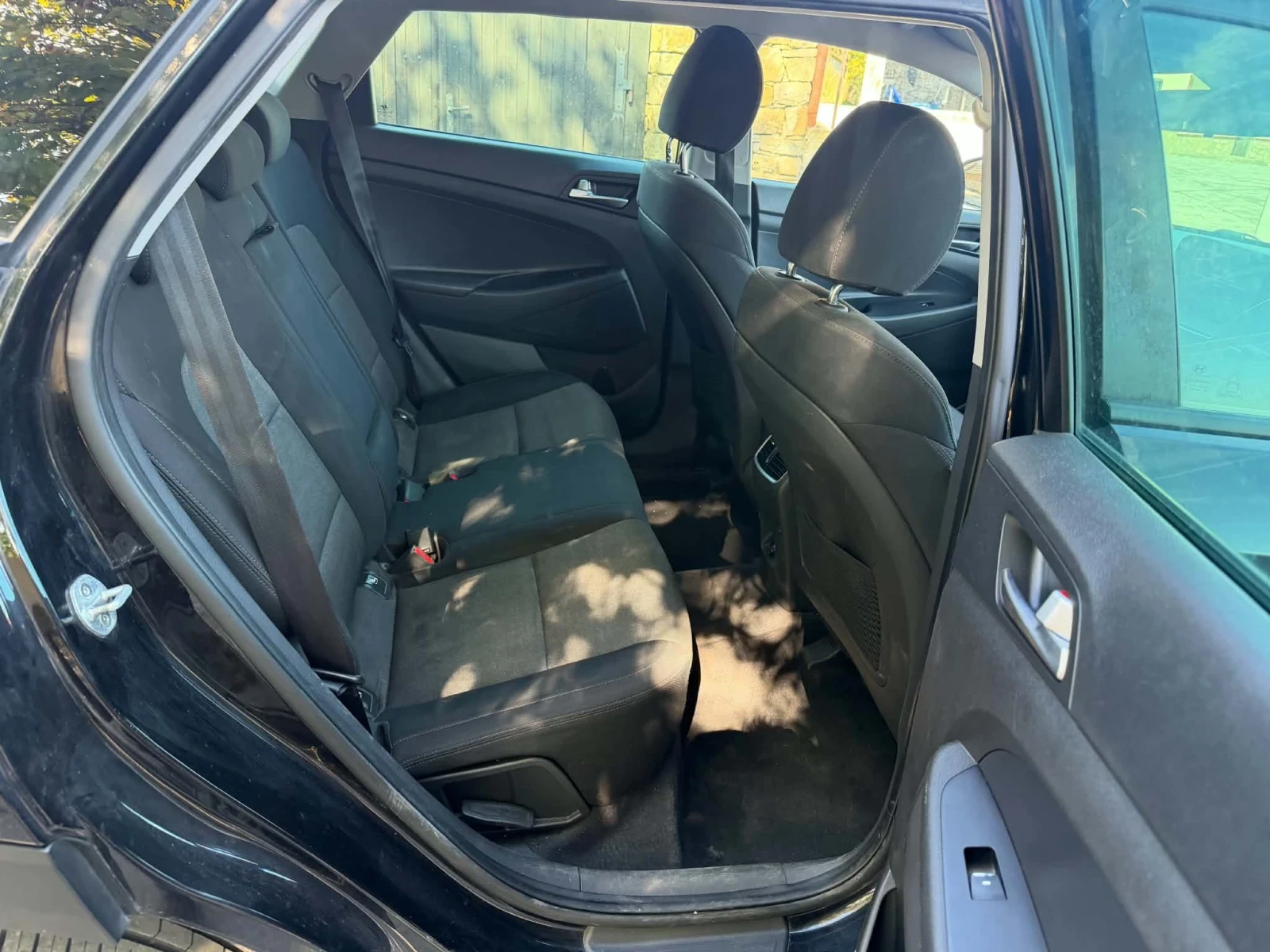 Hyundai Tucson 1.6 ������ // 76000 ���� | Mobile.bg � ����������� 9