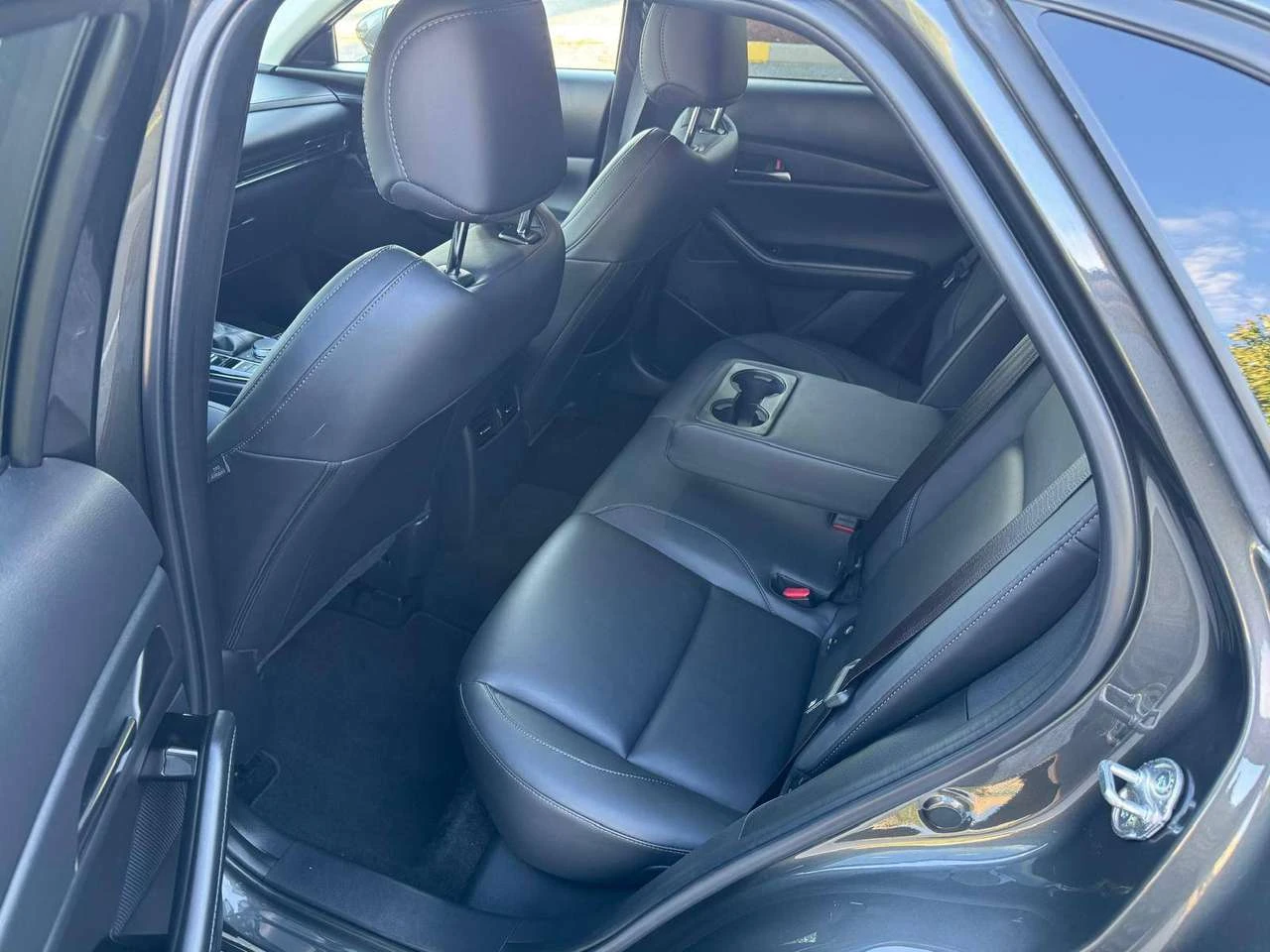 Mazda CX-30 GS, снимка 7 - Автомобили и джипове - 56436746