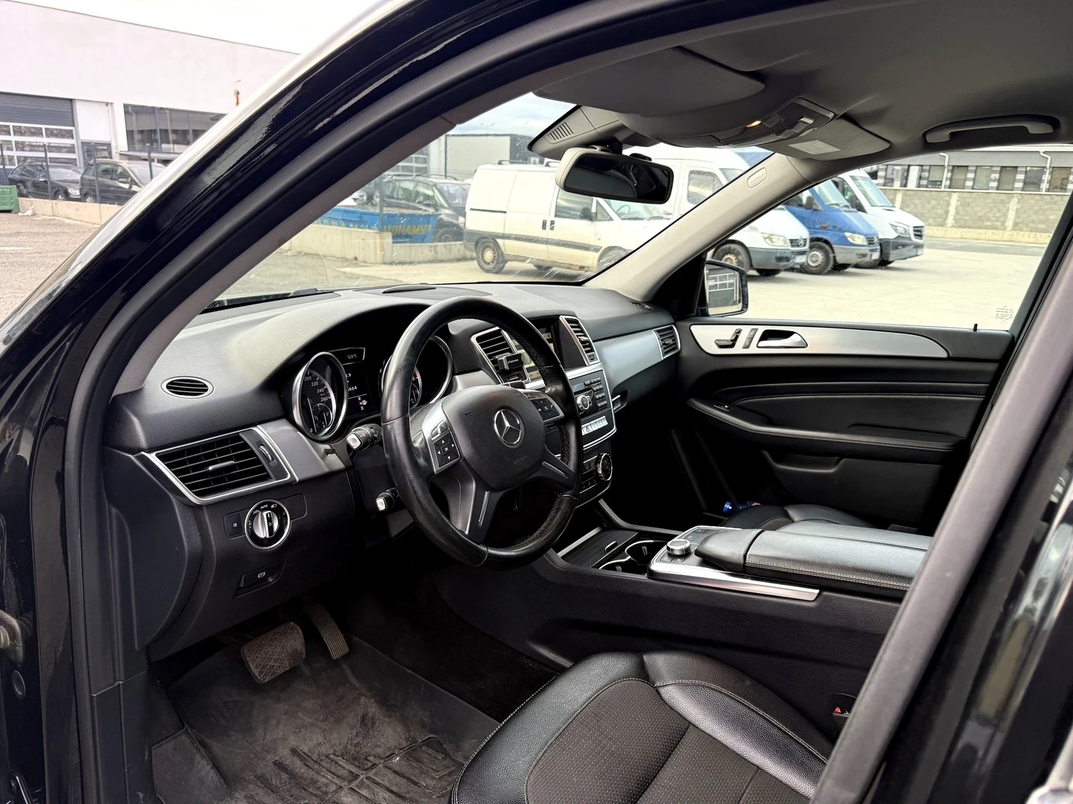 Mercedes-Benz ML 350, снимка 7 - Автомобили и джипове - 56691304
