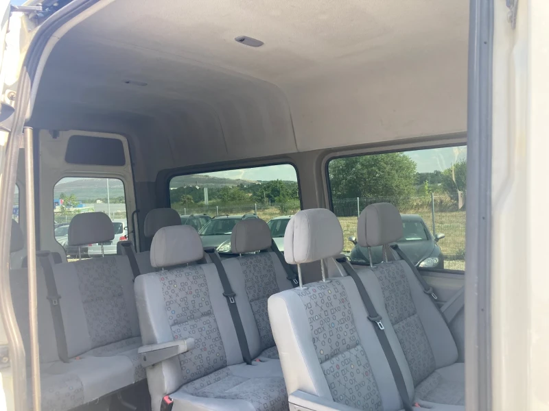 VW Crafter 2.5 TDI, снимка 6 - Бусове и автобуси - 51395010