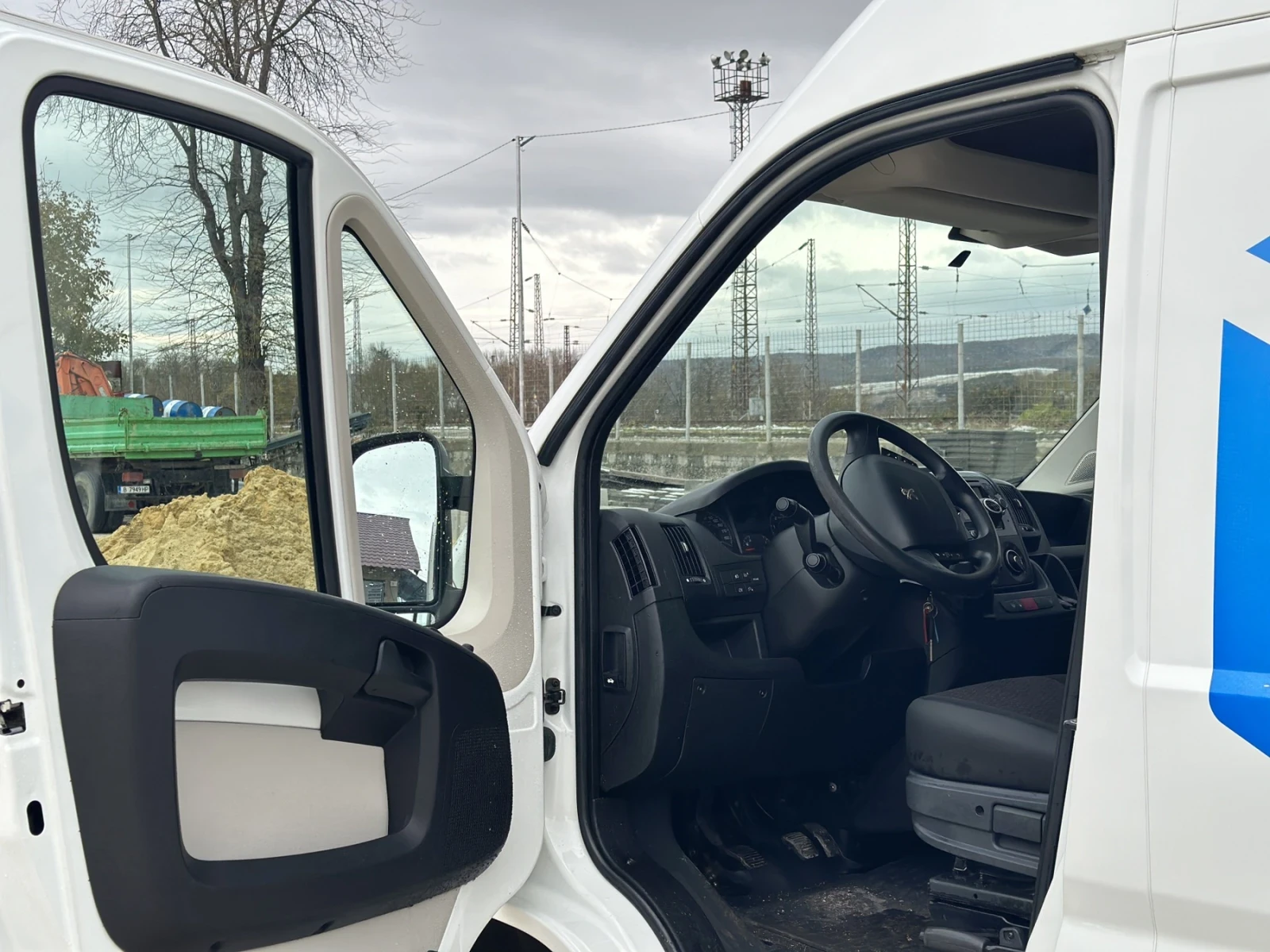 Peugeot Boxer 2.0 Bluehdi 130 - изображение 6