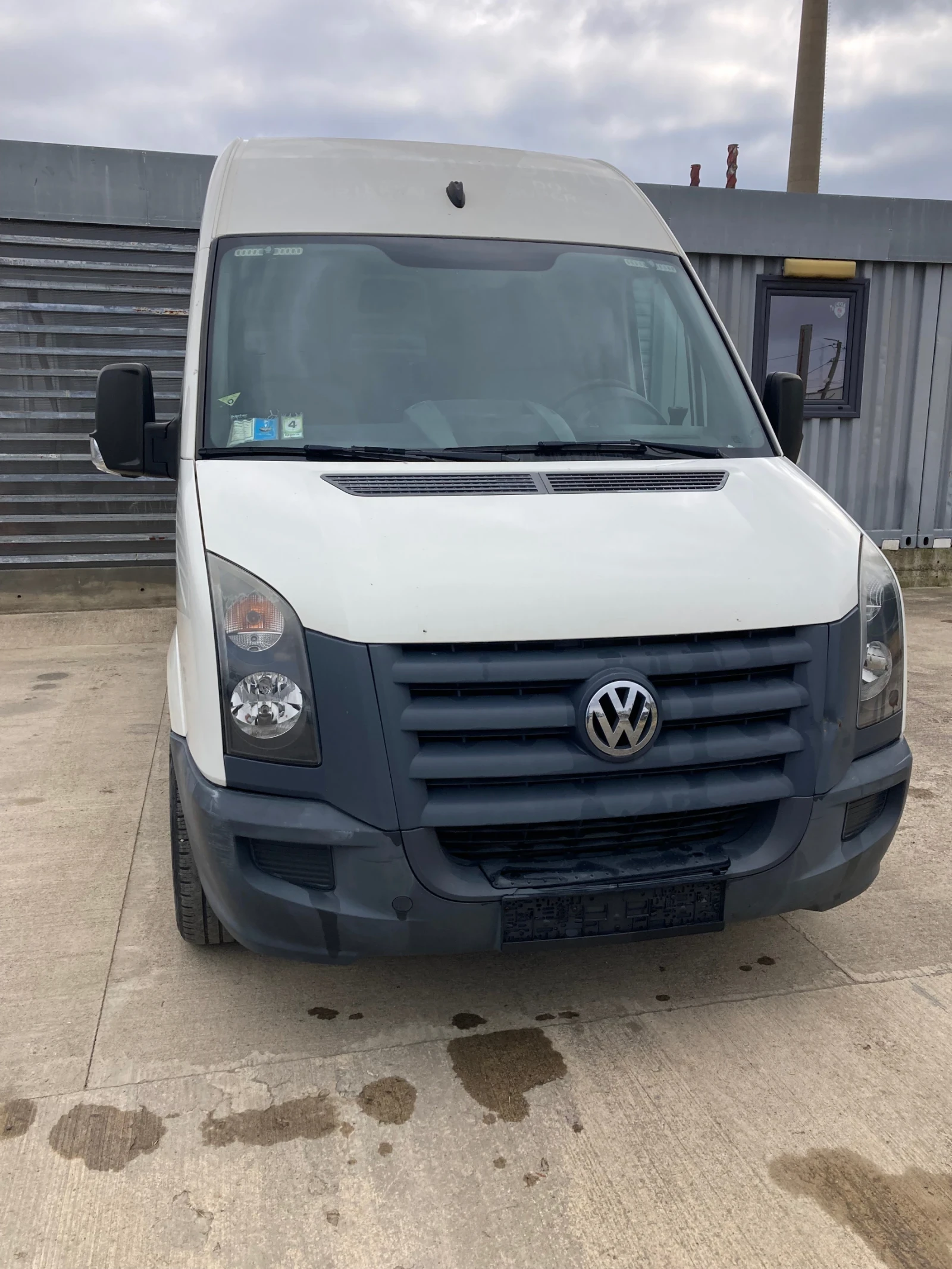 VW Crafter 2.5 TDI, снимка 2 - Бусове и автобуси - 51395010