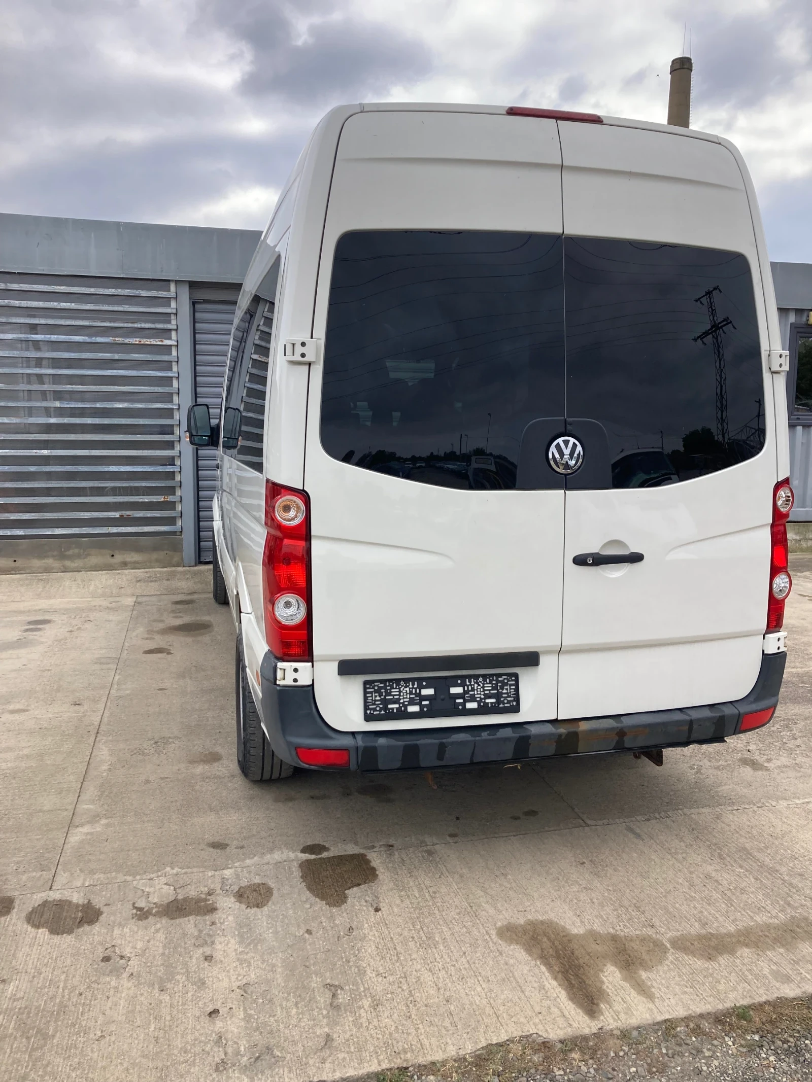 VW Crafter 2.5 TDI, снимка 4 - Бусове и автобуси - 51395010