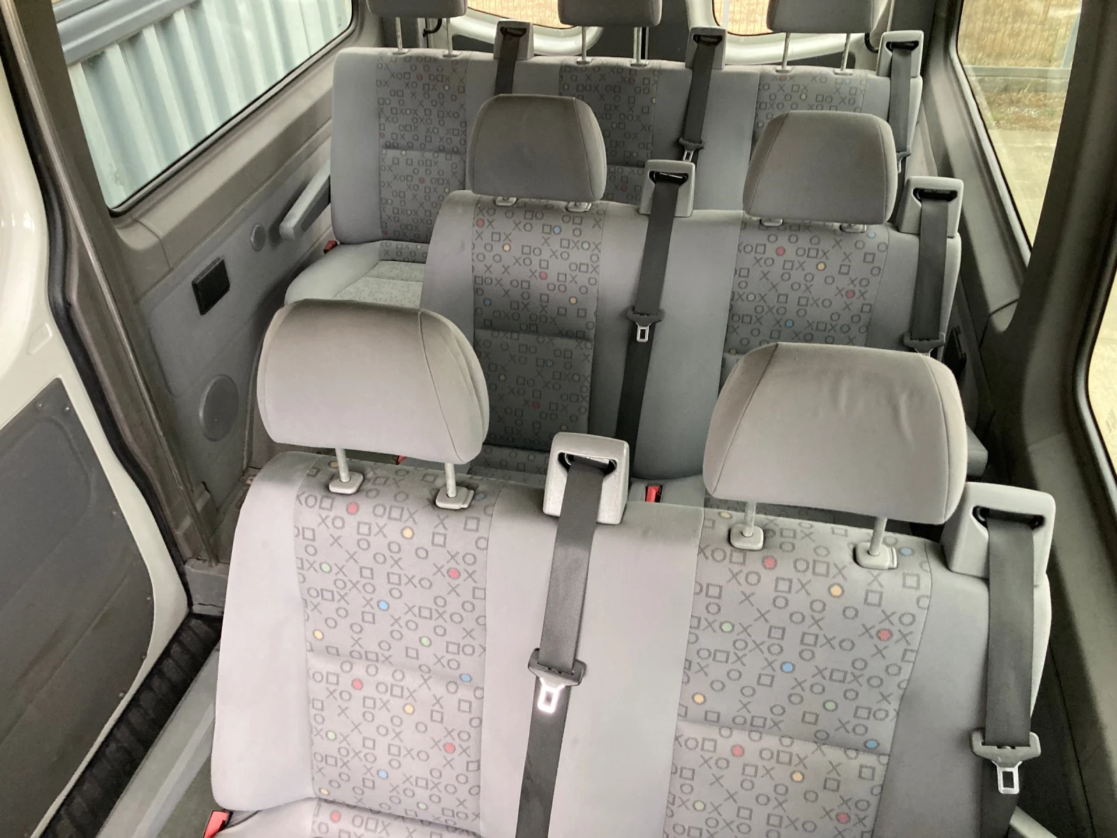 VW Crafter 2.5 TDI, снимка 14 - Бусове и автобуси - 51395010