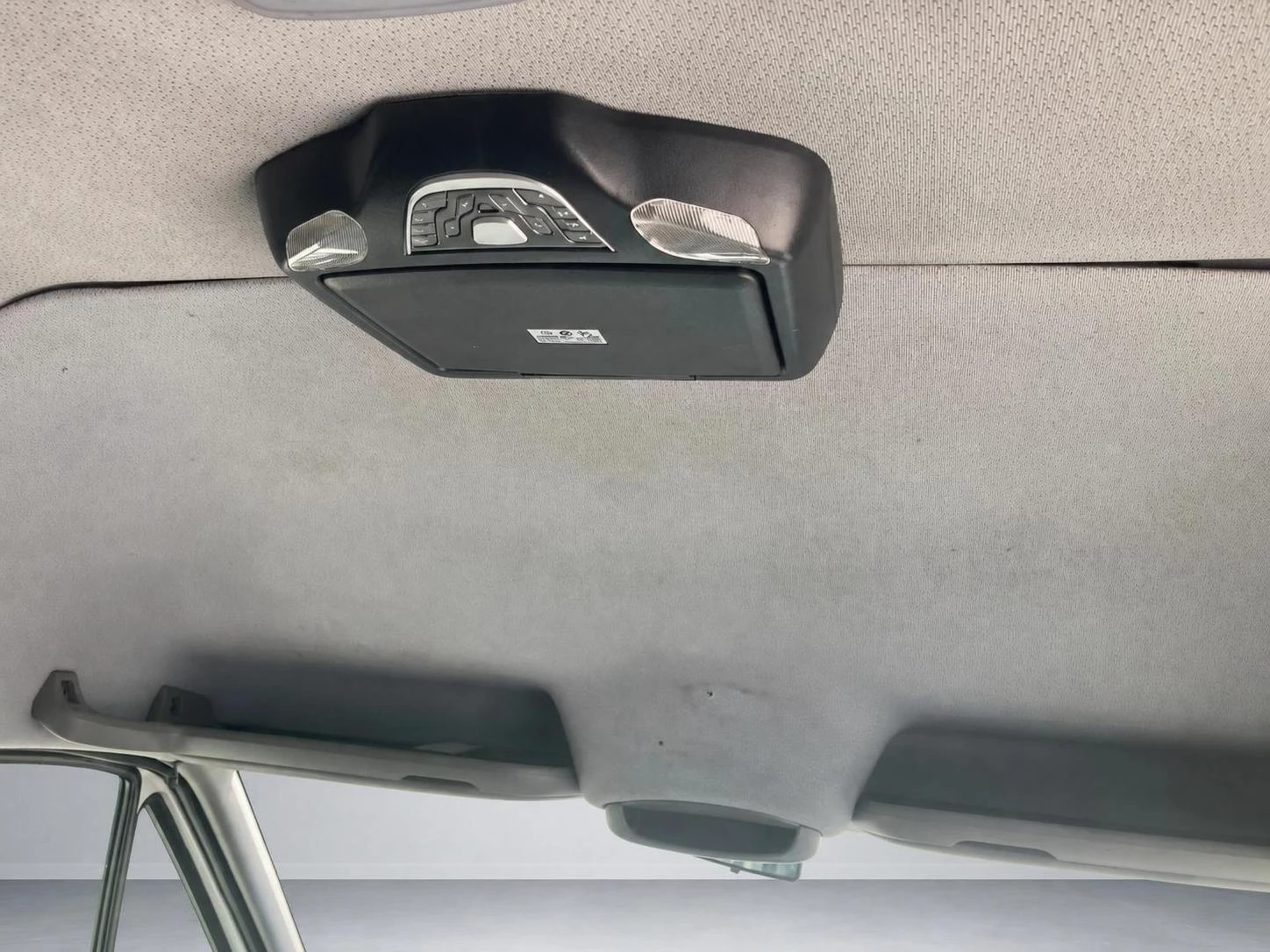 VW Crafter 2.5 TDI, снимка 12 - Бусове и автобуси - 51395010