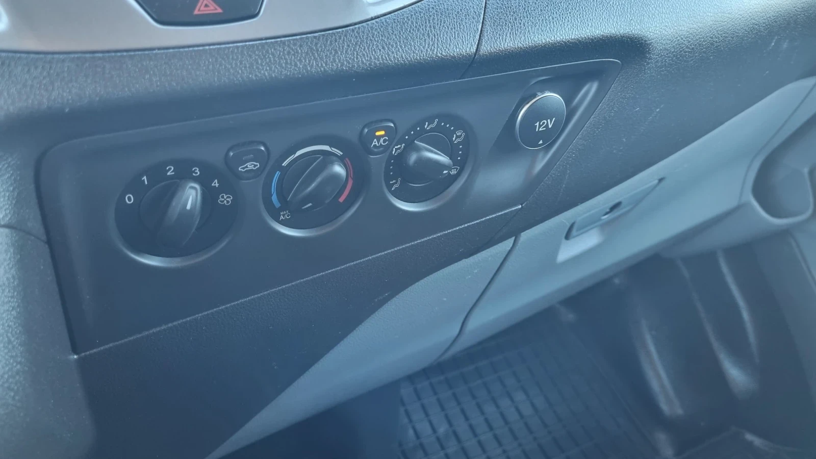 Ford Transit Custom 2.2 | Mobile.bg   11