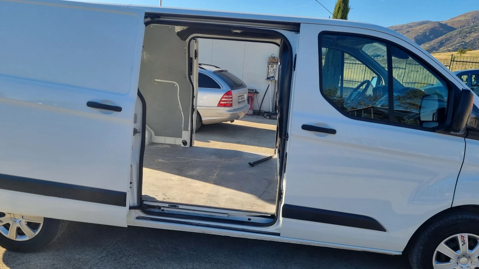 Ford Transit Custom 2.2 - изображение 8