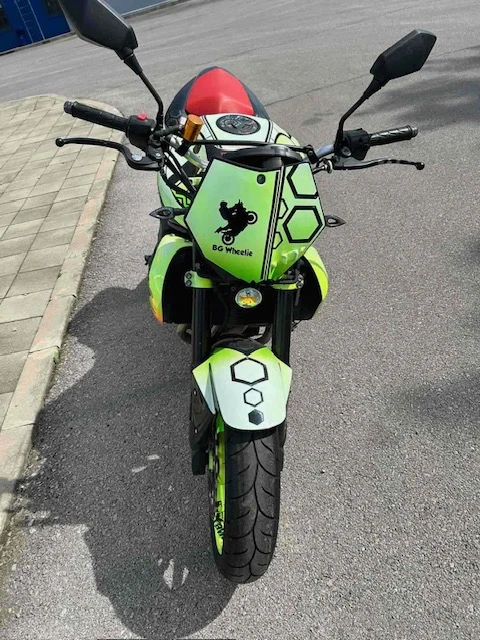 Kawasaki Z Z750, снимка 3 - Мотоциклети и мототехника - 55174834
