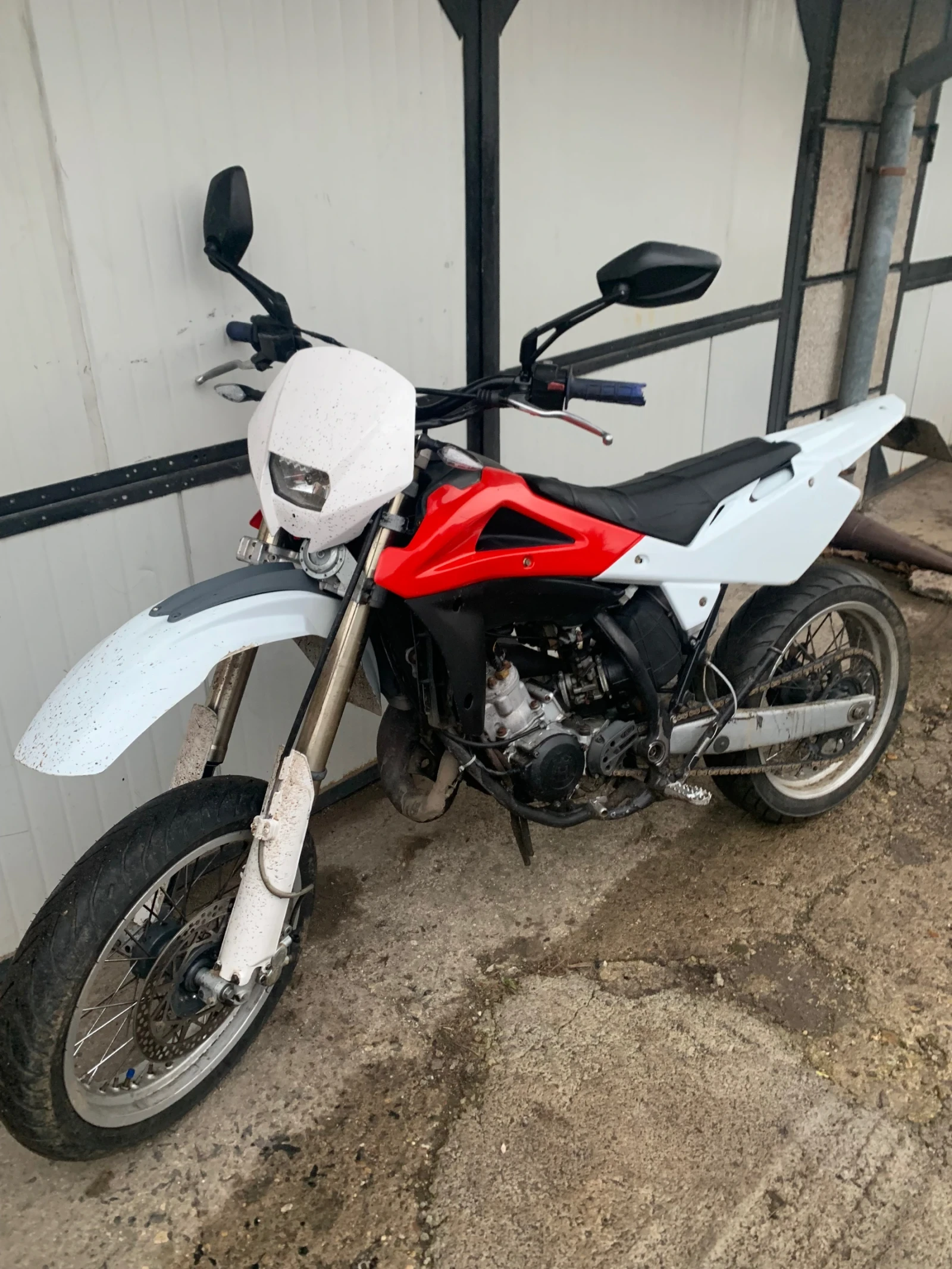 Husqvarna SMS, снимка 4 - Мотоциклети и мототехника - 54660097