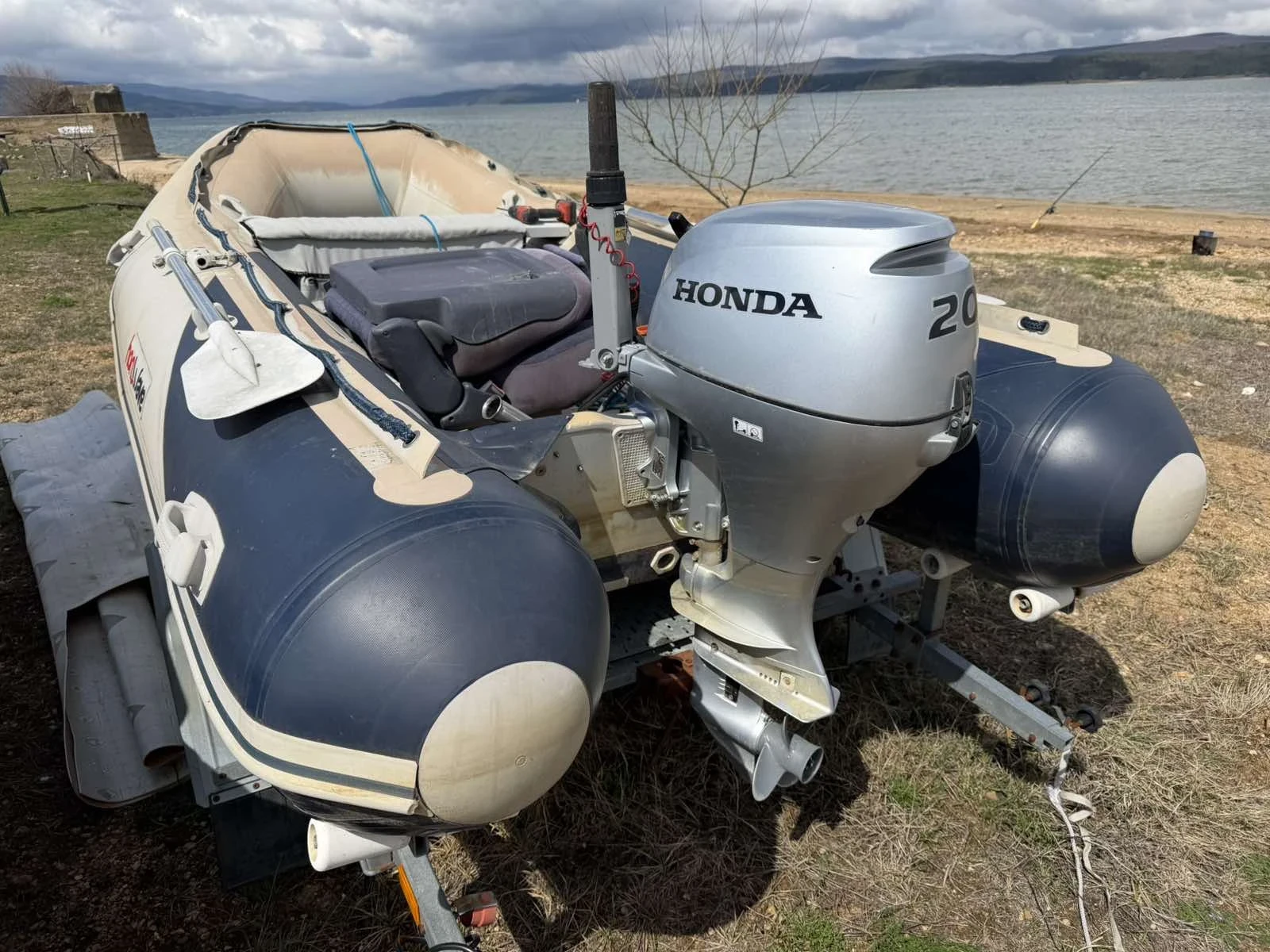 Надуваема лодка Honda Marine, снимка 8 - Воден транспорт - 54126292