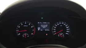 Kia Stinger 2.0* BLIND SPOT* ПОДГРЕВ ВОЛАН* КРАЙНА ЦЕНА, снимка 8