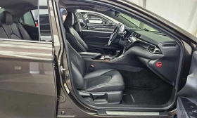 Toyota Camry * 2.5 XLE Hybrid * КРАЙНА ЦЕНА ДО БЪЛГАРИЯ, снимка 11